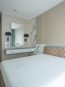 ให้เช่าคอนโด Quinn Ratchada 17 (ควินน์ รัชดา 17) ห้องสวยเฟอร์ครบวิวสระ