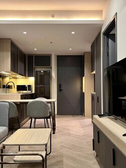 ให้เช่าคอนโด Chapter Chula - Samyan (แชปเตอร์ จุฬา - สามย่าน) High Rise โซนพื้นที่ จุฬา MRT สามย่าน ห้องแบบ 1 Bedroom Plus (ปรับเป็น 2 ห้องนอนได้ มาพร้อมโซฟาเบด) 1ห้องน้ำ ขนาดห้อง 45 ตรม.