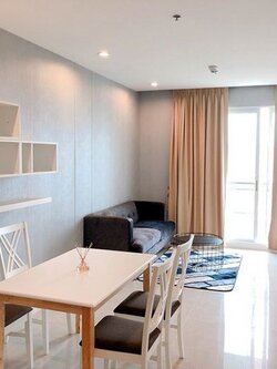 ให้เช่า Circle Condominium (เซอร์เคิล คอนโดมิเนียม) ถนนเพชรบุรี36
