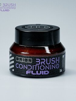 8853100904523 brush conditioner fluid 30ml. ครีมช่วยฟื้นฟูและคงความนุ่มของพู่กัน