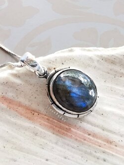 สร้อยคอเงินจี้หินลาบราโดไลท์