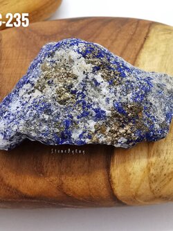 หินลาพิสลาซูลีก้อนธรรมชาติ Lapis Lazuli