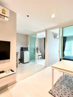 ให้เช่าห้องแบบ 1ห้องนอน 1ห้องอเนกประสงค์ 1ห้องน้ำ โซนพื้นที่ BTS ช้างเอราวัณ คอนโด Aspire Erawan (แอสปาย เอราวัณ) ขนาดห้อง 35 ตรม. ชั้น 24 ตึก B