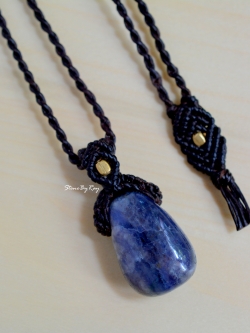 สร้อยคอเชือกถักจี้หินไคยาไนท์(Kyanite)