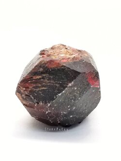 หินโกเมนก้อนธรรมชาติ Garnet