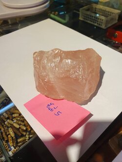 หินโรสควอตซ์ก้อนธรรมชาติ (Rose Quartz 5 pcs.)