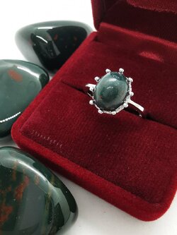 แหวนเงินหินบลัดสโตน(หินเลือด) Bloodstone