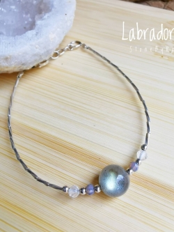 สร้อยข้อมือเงินหินลาบราโดไลท์