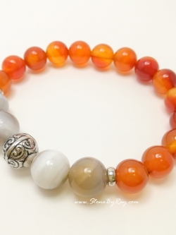 สร้อยข้อมือหินบอสวาน่าอาเกต,หินคาร์เนเลี่ยน