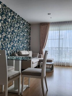 ให้เช่าห้องสวยวิวตึกช้างเฟอร์นิเจอร์เครื่องใช้ไฟฟ้าครบ Add line: Smile-easy Life @ Ladprao 18