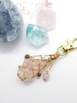 พวงกุญแจหินโรสควอตซ์ Rose Quartz