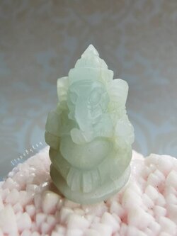 อความารีนแกะสลักองค์พระพิฆเนศ