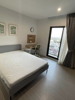 ให้เช่าคอนโด เดอะ พาร์คแลนด์ เพชรเกษม 56 (The Parkland Phetkasem 56) - ห้องพร้อมเข้าอยู่ ฟรี! อินเตอร์เนต 500/500 Mbps พร้อมสมาชิก VIU และ HBO - การเดินทาง: ติดสถานี MRT Station : ภาษีเจริญ - ใกล้ ซีคอน บางแค