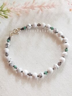 สร้อยข้อมือเชือกถักหินฮาวไลท์