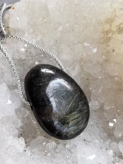 สร้อยคอเงินจี้หินปีเตอร์ไซต์