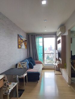 ให้เช่าห้องตกแต่งพร้อมเฟอร์มีเครื่องซักผ้าสอบถามแอด Line ID : Smile-easy ที่ Rhythm Phahol - Ari