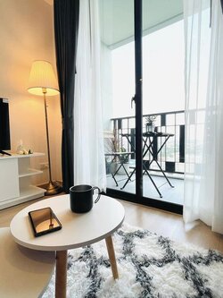 Artemis Sukhumvit 77 ให้เช่าห้องตกแต่งสวยห้องใหญ่เฟอร์เครื่องใช้ไฟฟ้าครบสอบถามแอด Line ID : Smile-easy