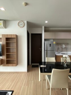 ให้เช่าห้องสวยน่าอยู่แบบ2ห้องนอนเฟอร์ครบโซนสาทร21 BTS สะพานตากสิน สอบถามแอด Line ID : Smile-easy ที่ Rhythm Sathorn (ริธึ่ม สาทร)