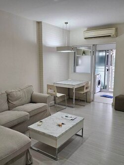 ปล่อยเช่าคอนโด เดอะ รูม รัชดา-ลาดพร้าว (The Room Ratchada-Ladprao) - ห้องใหญ่กั้นเป็นสัดส่วน - การเดินทาง: ใกล้ MRT ลาดพร้าว สีน้ำเงินและสีเหลือง