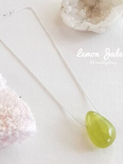 สร้อยคอเงินจี้หินเลม่อนเจด