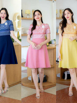 kudapy เดรสสั้นสีกรม/สีชมพู/สีเหลืออง ลายไทยกระโปรงทรงบาน