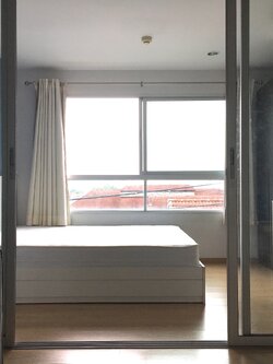 ขายคอนโด MRT ไทรม้า พร้อมเฟอร์นิเจอร์ สอบถามแอด Line ID : Smile-easy ที่ ดีคอนโด รัตนาธิเบศร์