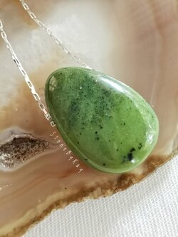 สร้อยคอเงินจี้หินหยกเนปไฟร์ท