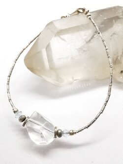 สร้อยข้อมือเงินหินคริสตัลควอตซ์ Crystal Quartz