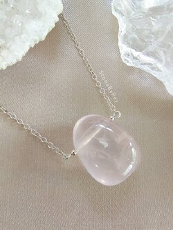 สร้อยคอเงินจี้หินโรสควอตซ์ Rose Quartz