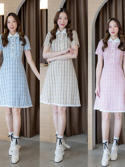 kudapy เดรสสั้นสีครีม/สีชมพู/สีฟ้า ทรงบานผ้าทวิตคอปกแต่งกระดุม4ชิ้น
