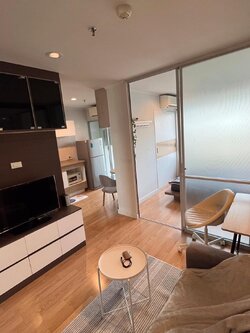 ให้เช่าคอนโด Lumpini Park Pinklao (ลุมพินี พาร์ค ปิ่นเกล้า) - ตกแต่งเฟอร์ครบห้องสวยน่าอยู่ - การเดินทาง: ใกล้ MRT บางยี่ขัน