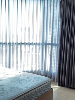 ปล่อยเช่า Rhythm Sathorn (ริธึ่ม สาทร) - โซนพื้นที่ BTS สะพานตากสิน 1ห้องนอน 1ห้องน้ำ - ขนาดห้อง 38.2 ตรม. ชั้น 30 - ให้เช่า 20,000 ต่อเดือน