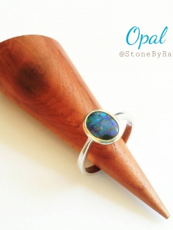 แหวนเงินพลอยโอปอล