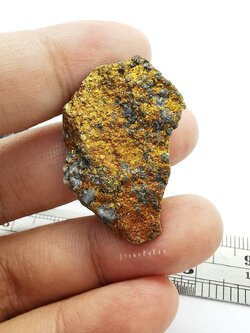 หินบอร์ไนท์ก้อนธรรมชาติ Bornite