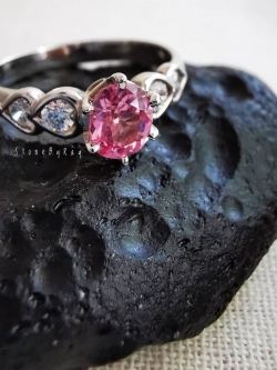 แหวนเงินพลอยสปิเนล size 53