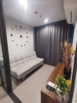 Life Ladprao (ไลฟ์ ลาดพร้าว) ให้เช่าห้องสวยตกแต่งครบชั้นสูง สอบถามแอด Line ID : Smile-easy