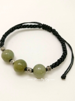 สร้อยข้อมือเชือกถักหินหยกเขียว (Green Jade)