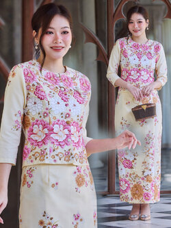 kudapyชุดเซ็ท เสื้อ+ผ้าถุง สีครีมอมเหลือง พิมพ์ลายผ้าปาเต๊ะ ผ้าไม่ยืดไม่หด อัดกาวทั้งชุด