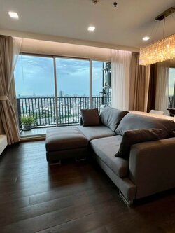 ให้เช่าคอนโด Fuse Chan-Sathorn (ฟิวส์ จันทน์-สาทร) โซนพื้นที่ ถนนจันทน์ 📍 ห้องแบบ 2ห้องนอน / 2ห้องน้ำ / โซนครัวปิด · ขนาดห้อง 57 ตรม. ชั้น 30 ตึก C