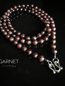 สร้อยคอเชือกถักพลอยโกเมน