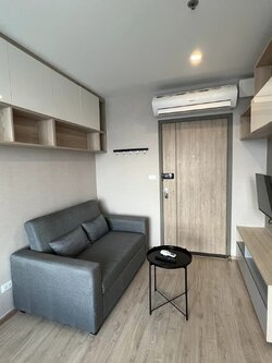 ให้เช่าคอนโด IDEO O2 (ไอดีโอ โอทู) - ห้องแต่งบิ้วอิ้นที่เก็บของเยอะ - การเดินทาง: รถไฟฟ้า BTS บางนา