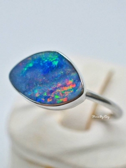 แหวนเงินพลอยโอปอลออสเตเรีย