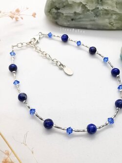 สร้อยข้อมือเงินหินลาพิสลาซูลีกับคริสตัลสวารอฟกี้ Lapis Lazuli