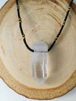 สร้อยคอคริสตัลตวอตซ์