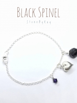 สร้อยข้อมือเงินแท้กับนิลเจียรเหลี่ยม