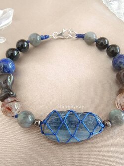 สร้อยข้อมือเชือกถักหินไคยาไนท์ Kyanite
