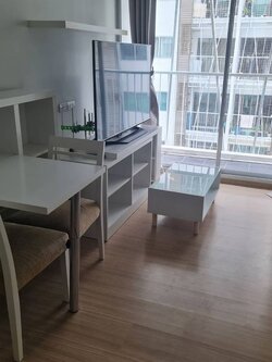 ปล่อยเช่าคอนโด A Space Asoke - Ratchada (เอ สเปซ อโศก - รัชดา) - 1ห้องนอน 1ห้องน้ำ 1ห้องนั่งเล่น - ใกล้ MRT พระราม 9 / เซ็นทรัลพระราม 9 - ขนาดห้อง 35 ตรม. ชั้น 9 ตึก G วิวสระว่ายน้ำ