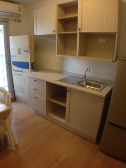 Chapter One Modern Dutch (แชปเตอร์ วัน โมเดิร์น ดัชต์) ให้เช่าและขายห้องวิวแม่น้ำหันทางสะพานภูมิพล