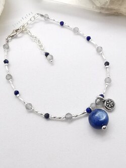 สร้อยข้อมือเงินหินไคยาไนท์ Kyanite