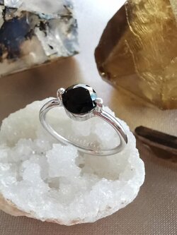 แหวนเงินหินสะเก็ดดาว Tektite